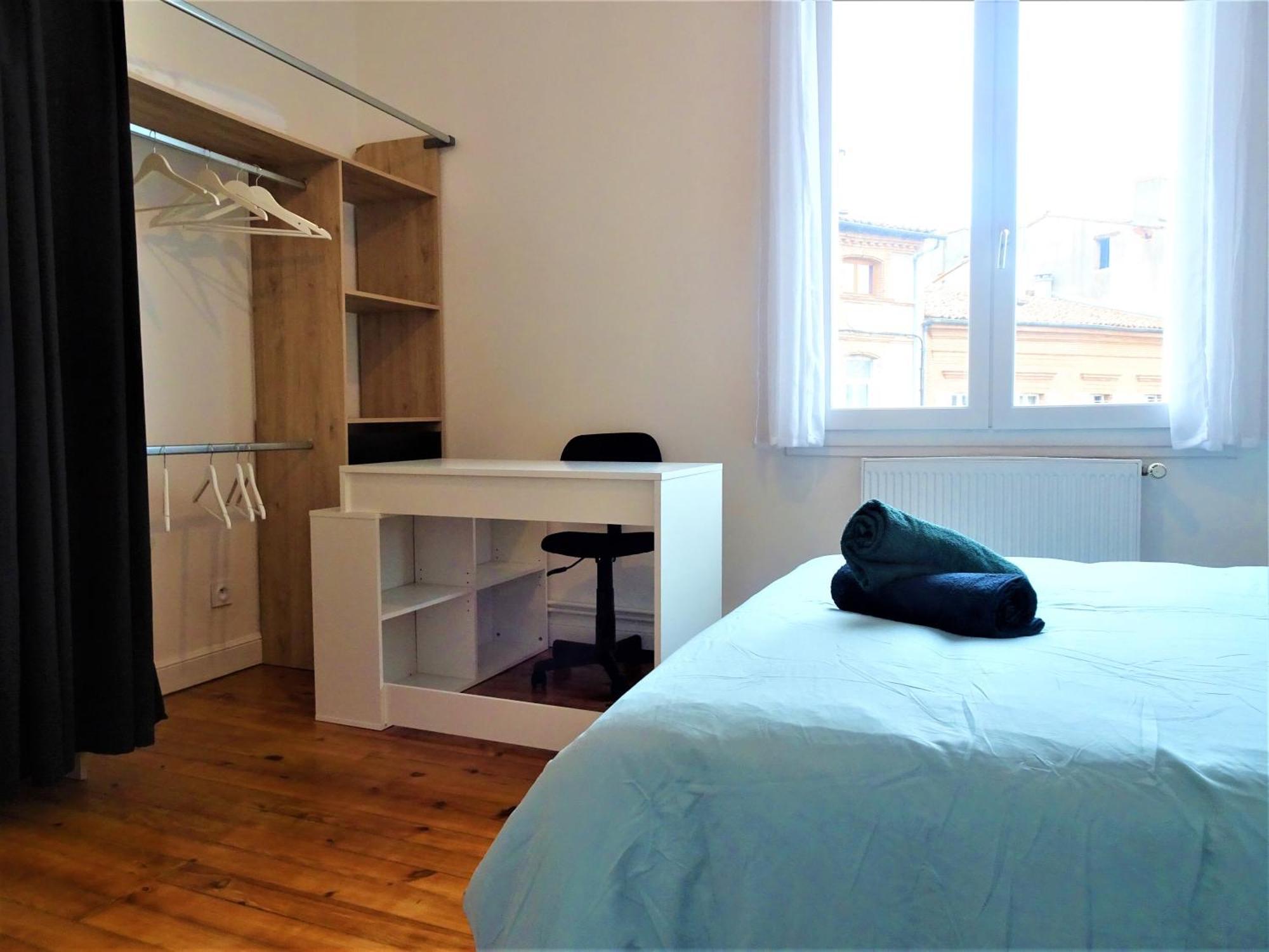 Chambre Privee Et Spacieuse Au Sein D'Un Logement Partage - Central, Quartier Villebourbon - 3 Chambres Doubles - 2 Balcons - Places De Stationnements Gratuites - 5 Min A Pied Gare Et Hypercentre Montauban Zewnętrze zdjęcie